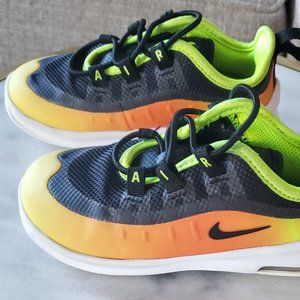 Nike Air Max Axis RF Sneakers Size 8c